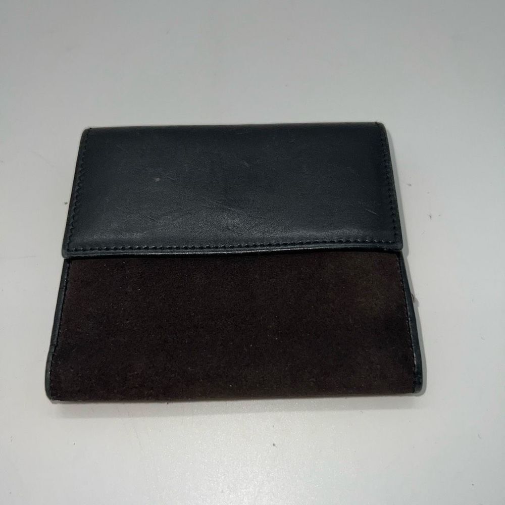 Gucci Suede and Leather Bi Fold Coin Purse Wallet (See photos and description)